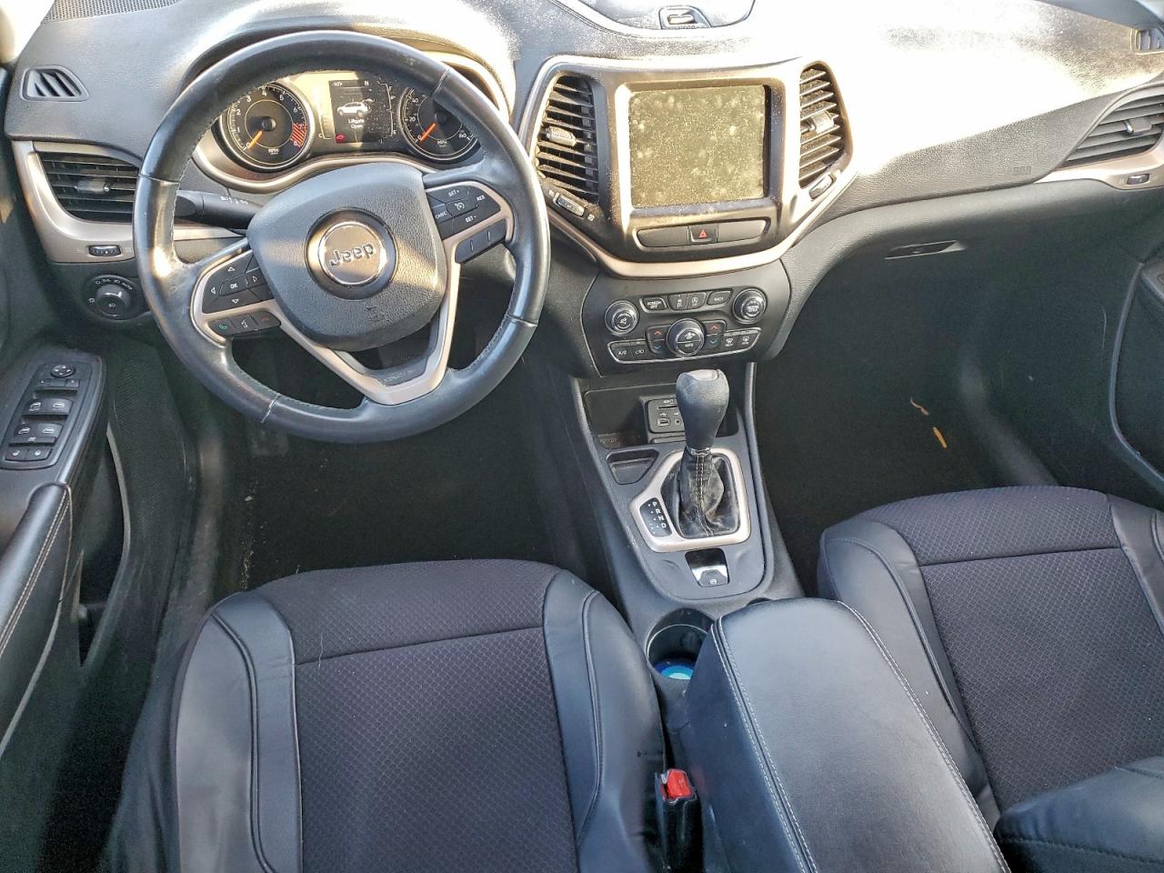 2015 JEEP CHEROKEE LATITUDE photo 8