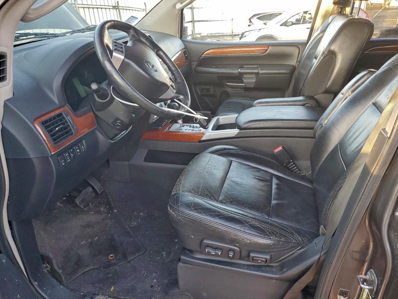 2008 INFINITI QX56 photo 7