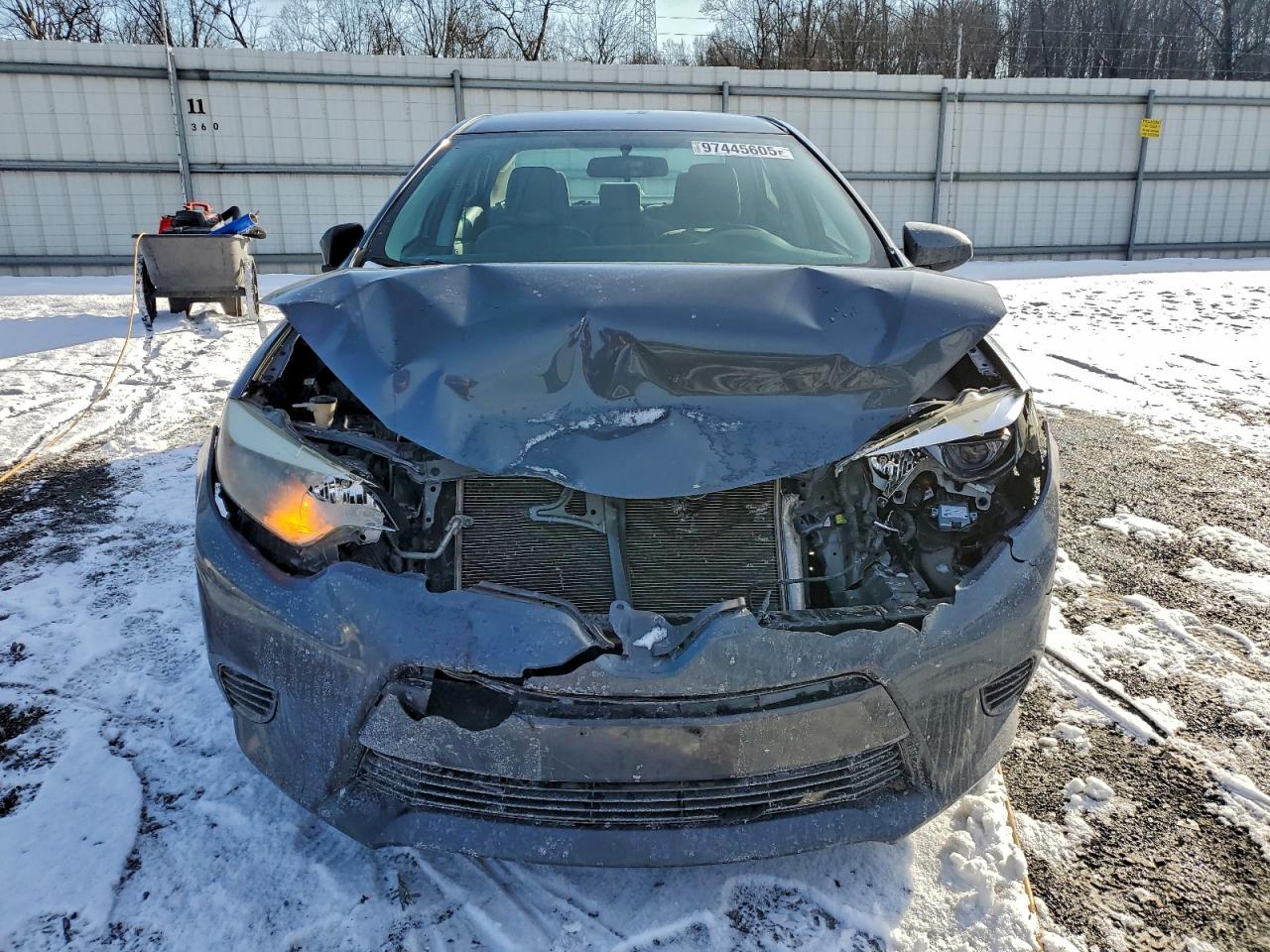2015 TOYOTA COROLLA L photo 5