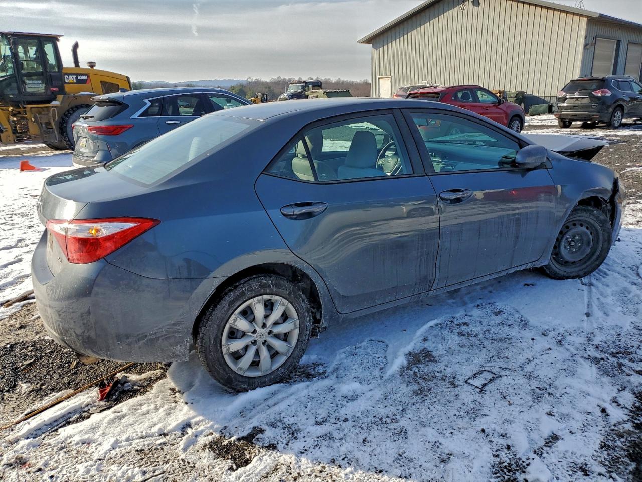 2015 TOYOTA COROLLA L photo 3