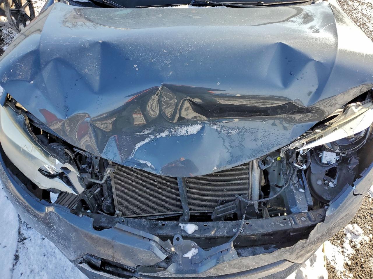 2015 TOYOTA COROLLA L photo 11