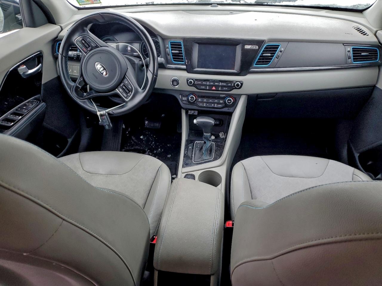 2019 KIA NIRO EX photo 8