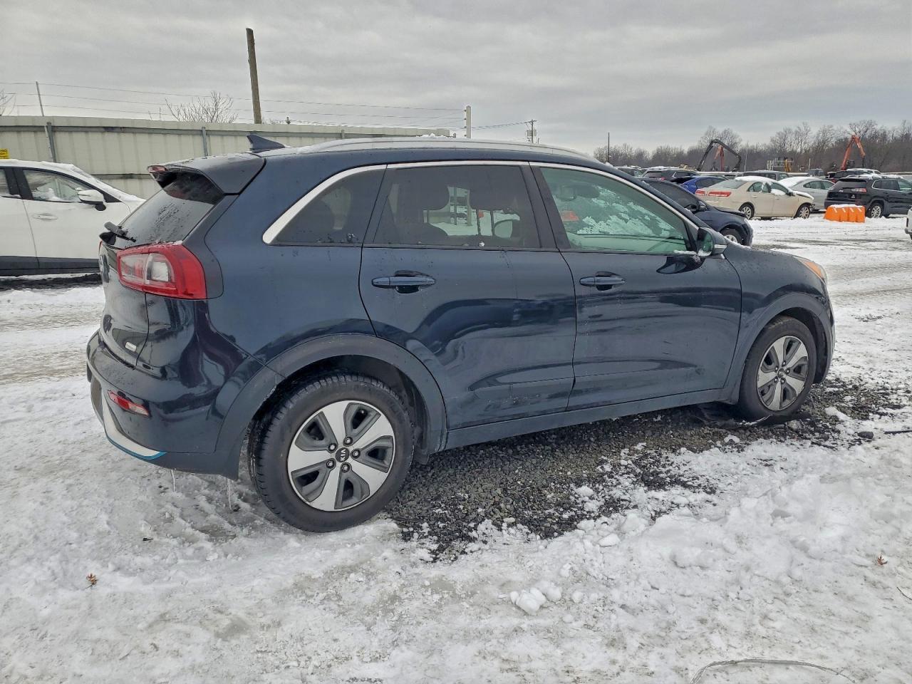 2019 KIA NIRO EX photo 3