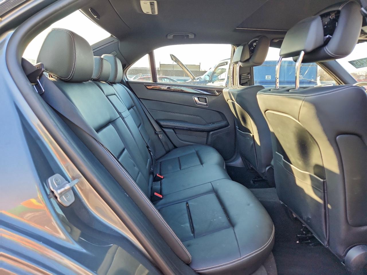 2016 MERCEDES-BENZ E 350 4MATIC photo 19