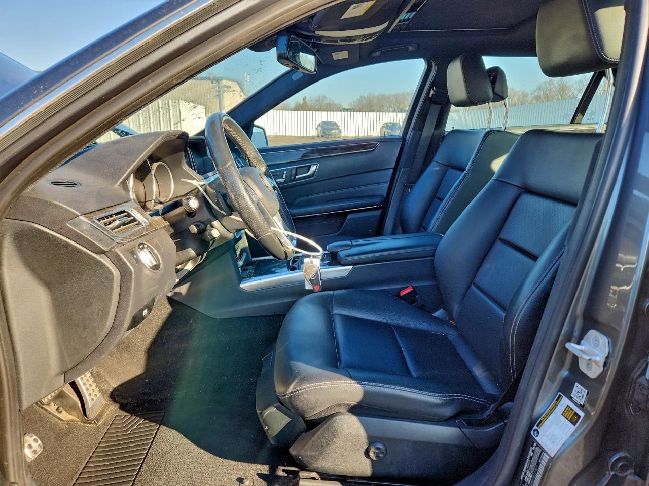 2016 MERCEDES-BENZ E 350 4MATIC photo 13