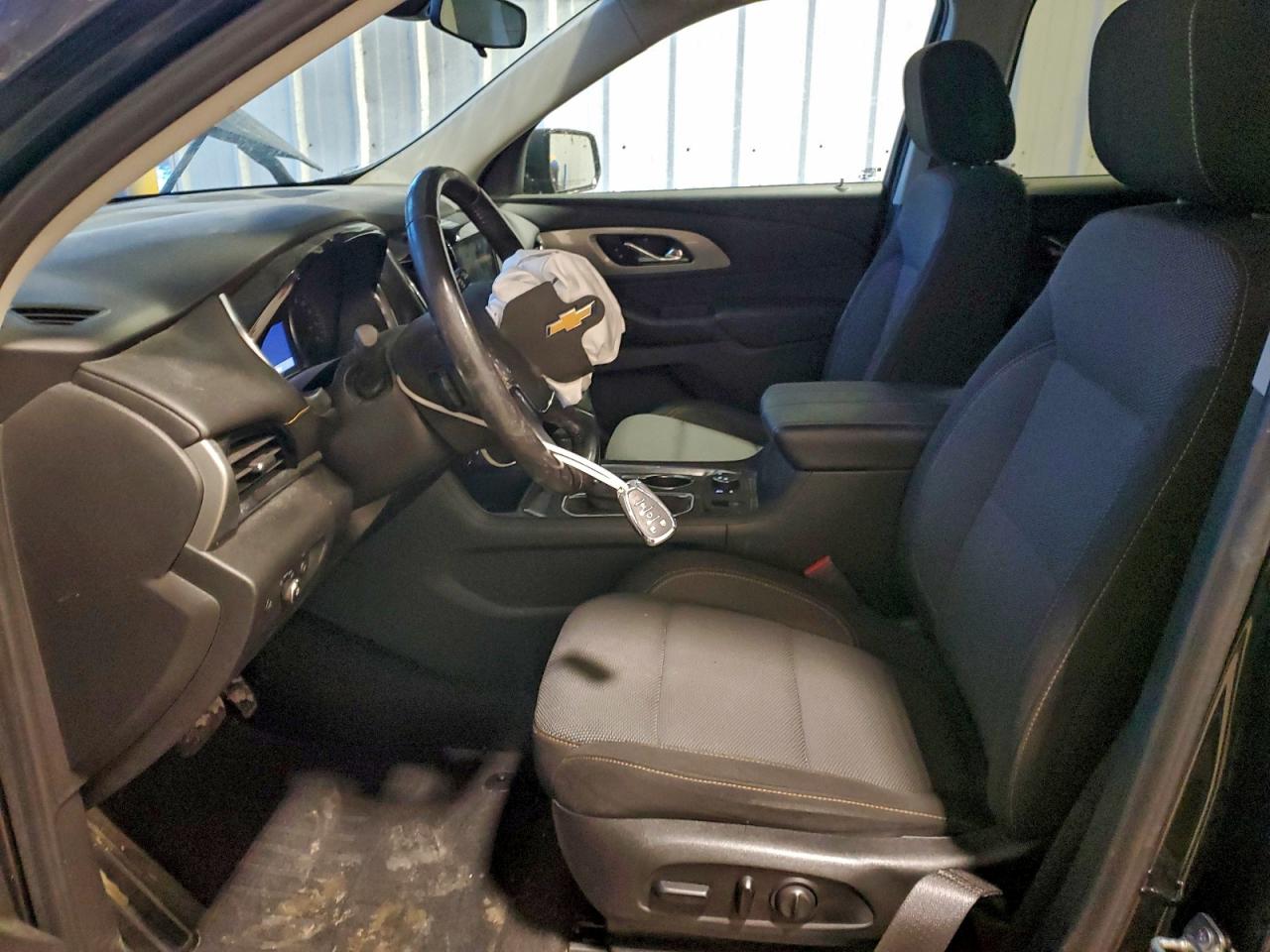 2020 CHEVROLET TRAVERSE LT photo 7