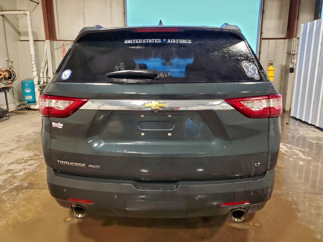 2020 CHEVROLET TRAVERSE LT photo 6