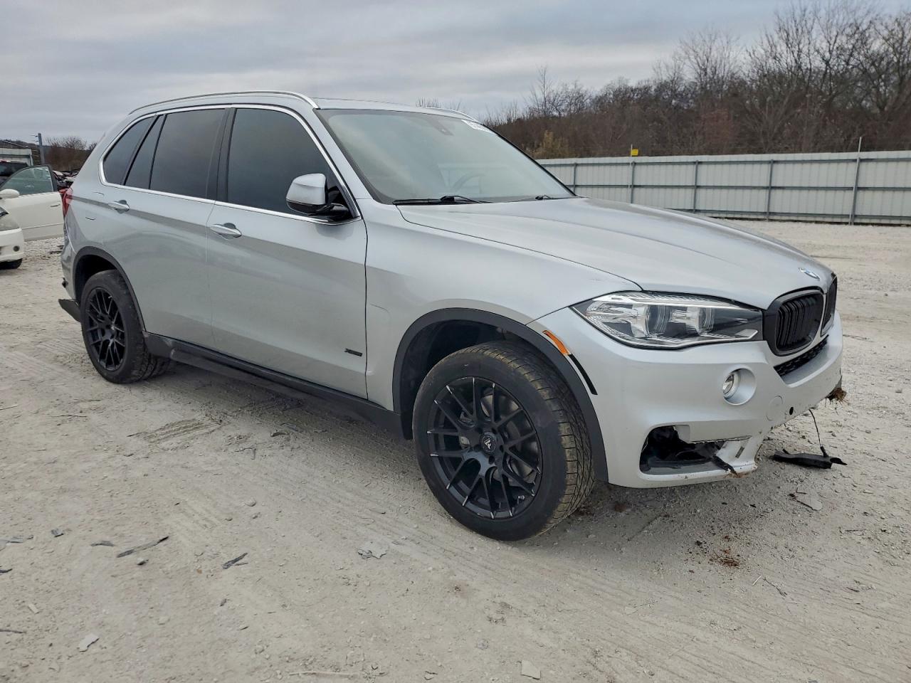 2017 BMW X5 XDRIVE35I photo 4
