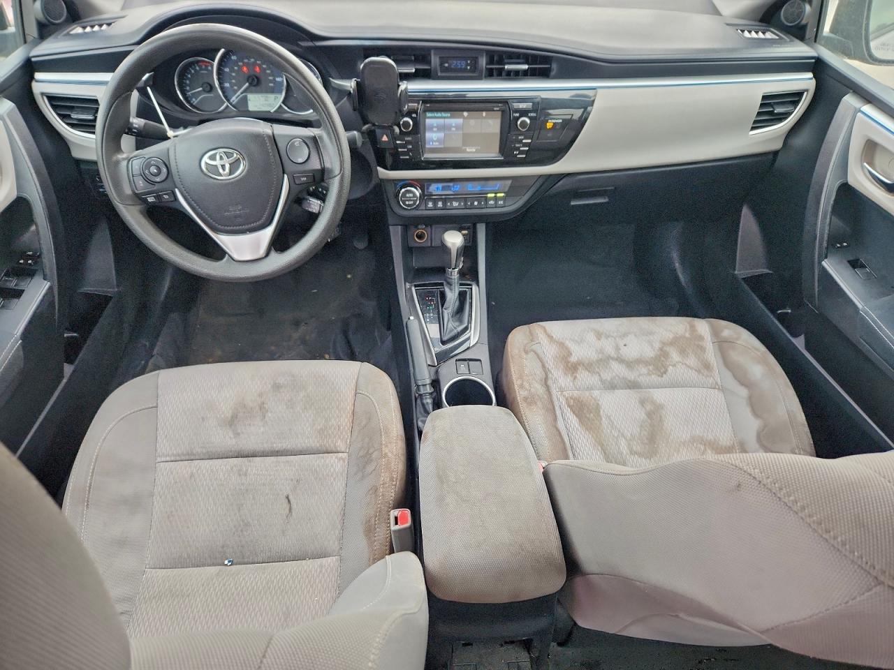 2015 TOYOTA COROLLA L photo 8