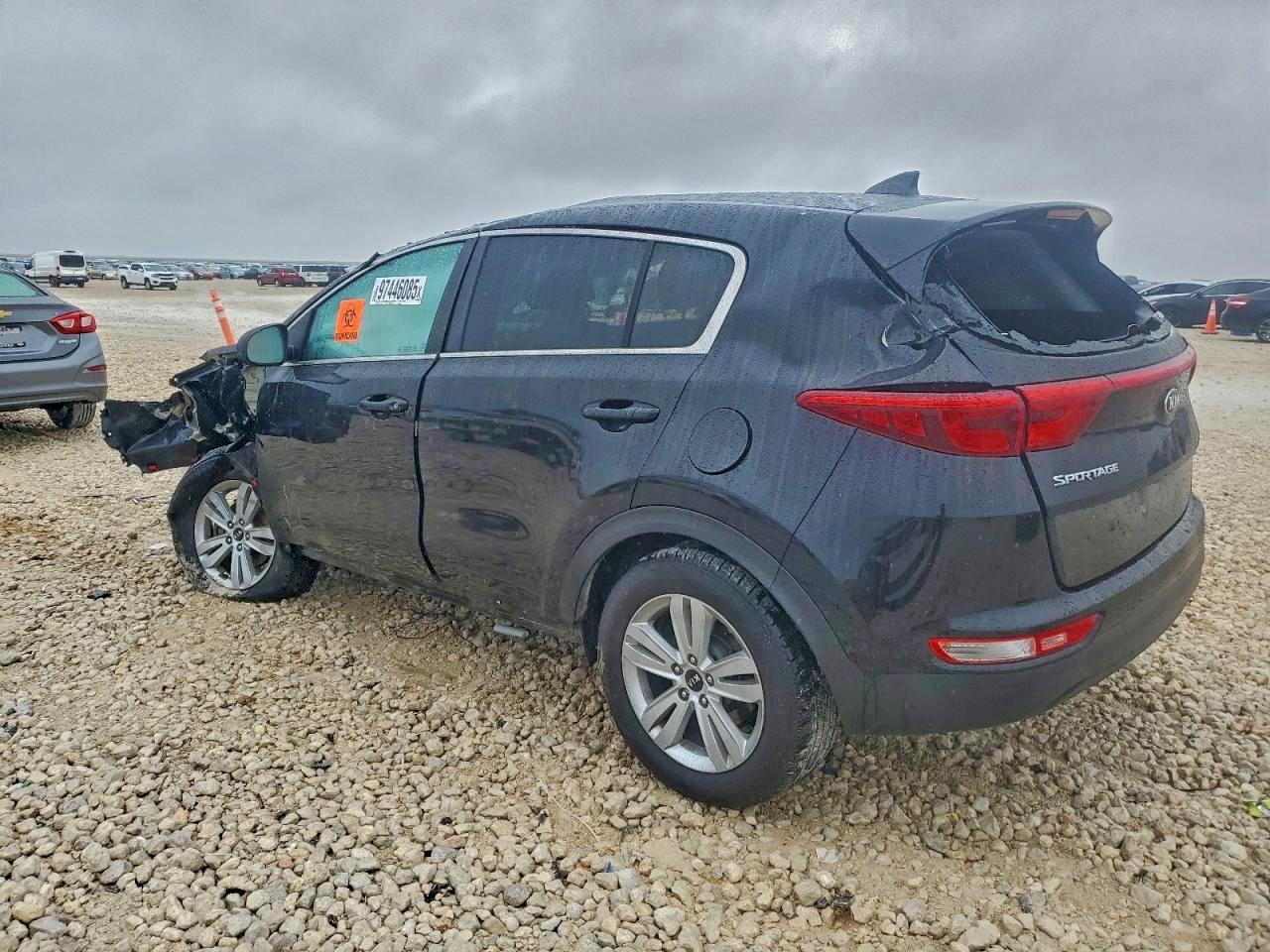 2019 KIA SPORTAGE LX photo 2