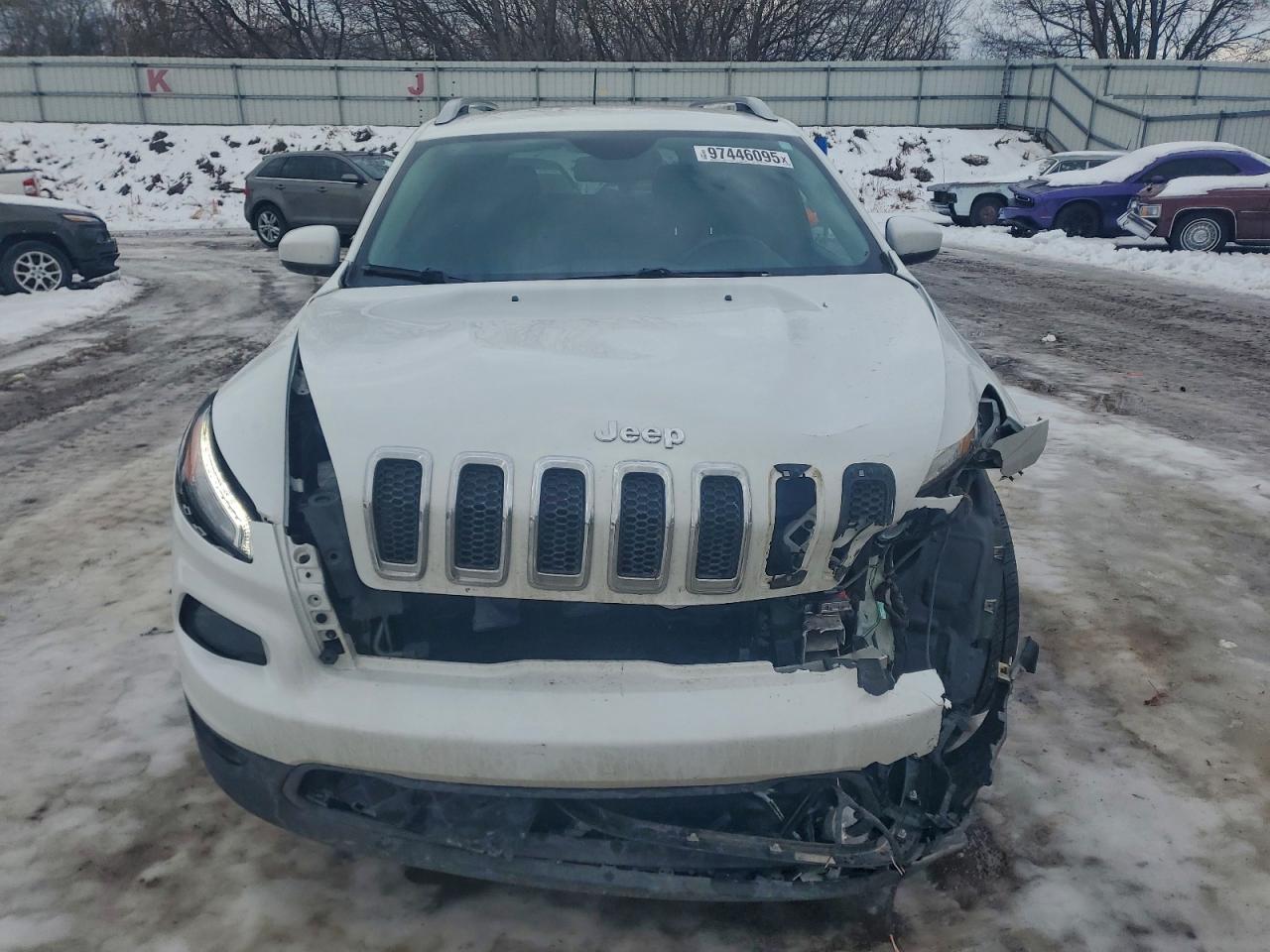 2017 JEEP CHEROKEE LATITUDE photo 5
