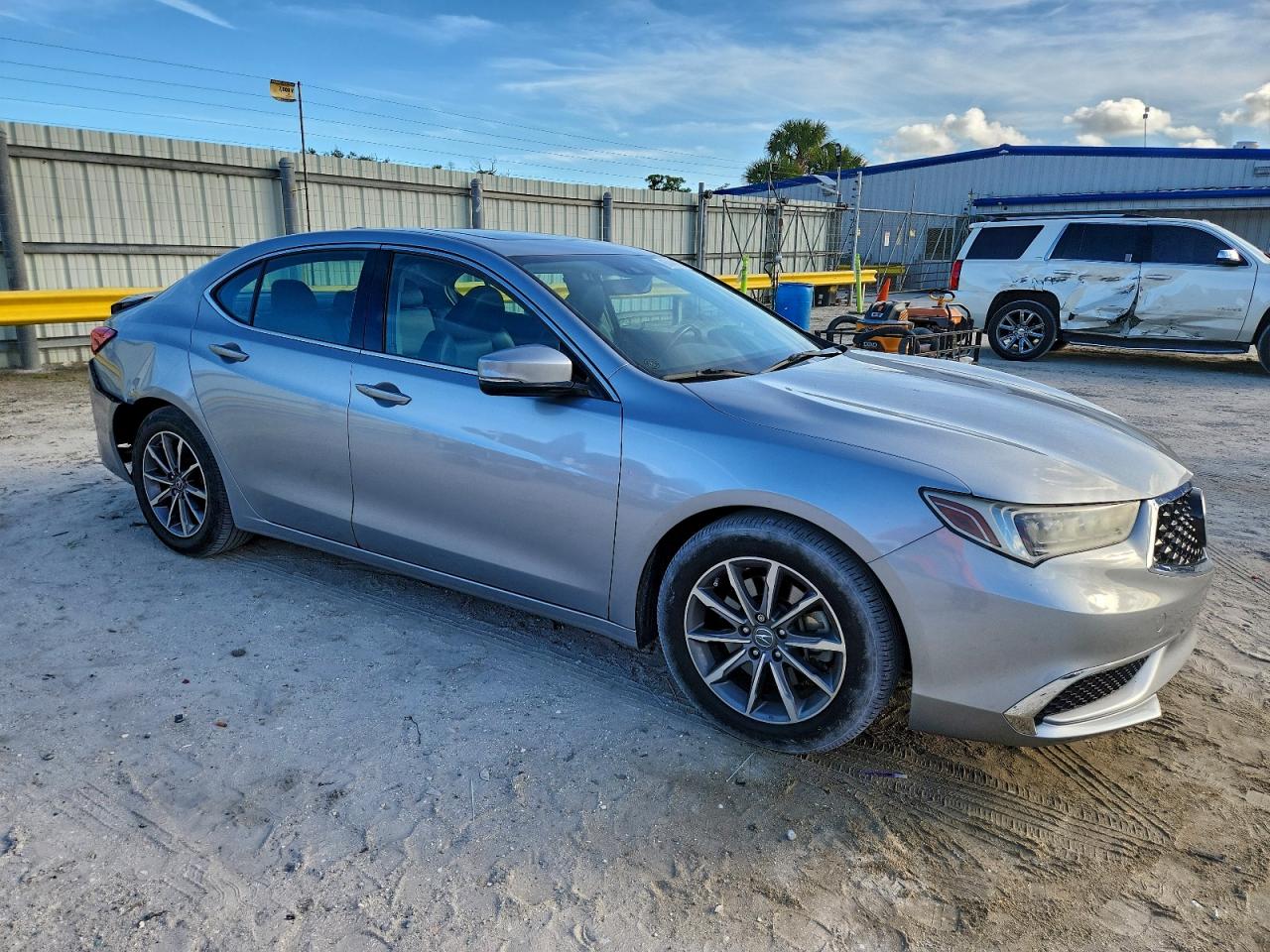 2018 ACURA TLX TECH photo 4