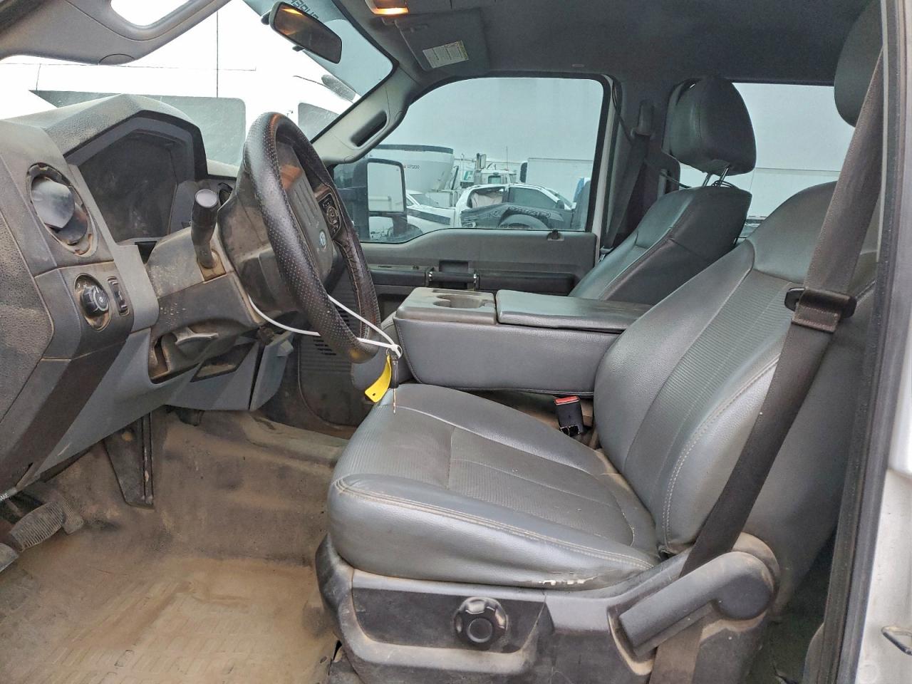 2014 FORD F550 SUPER DUTY TRUCK CAB AND CHASSIS photo 7