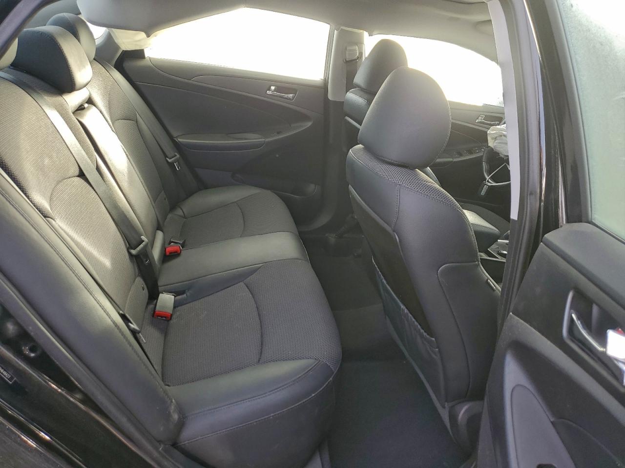 2013 HYUNDAI SONATA SE photo 10