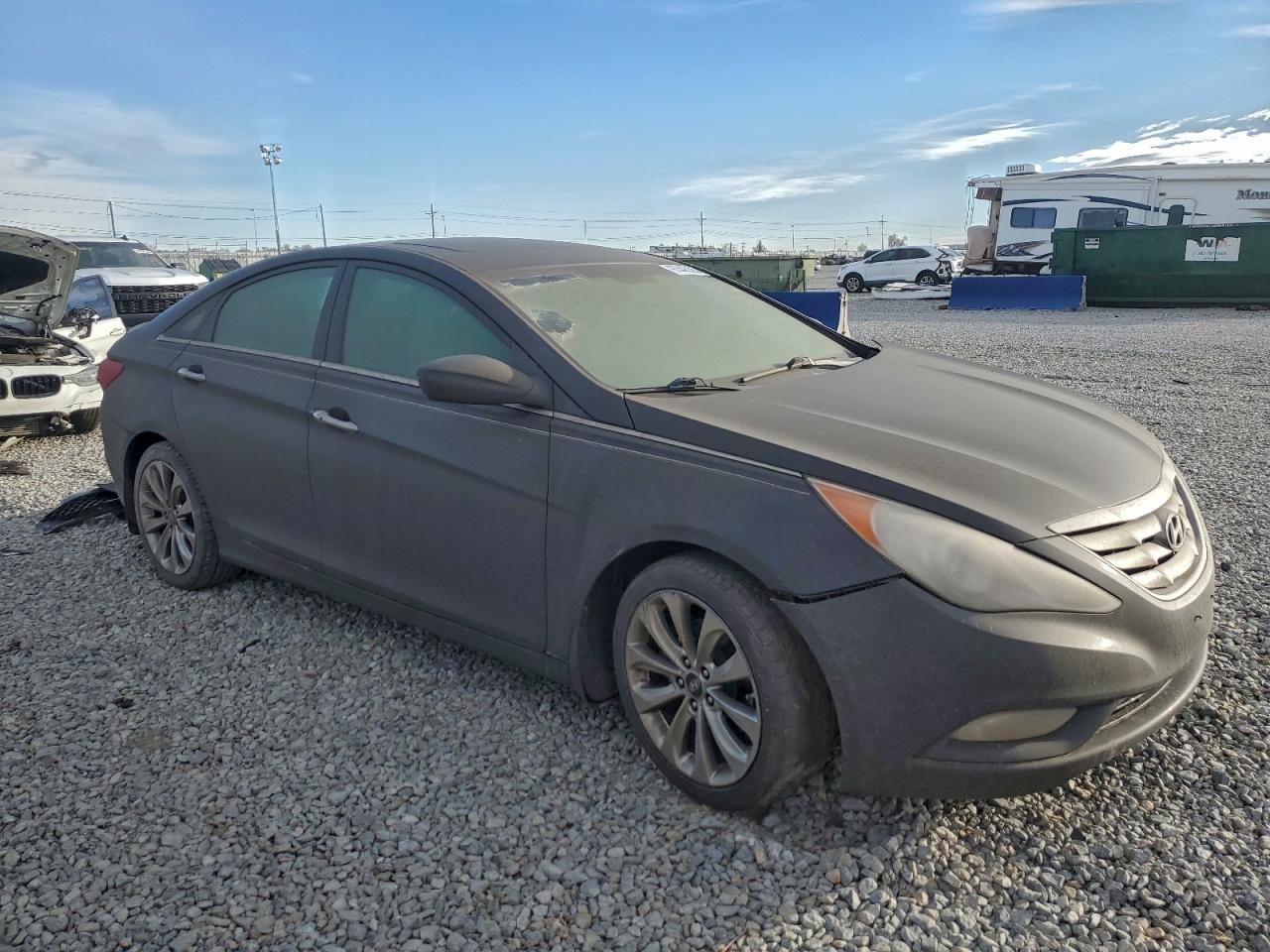 2013 HYUNDAI SONATA SE photo 4