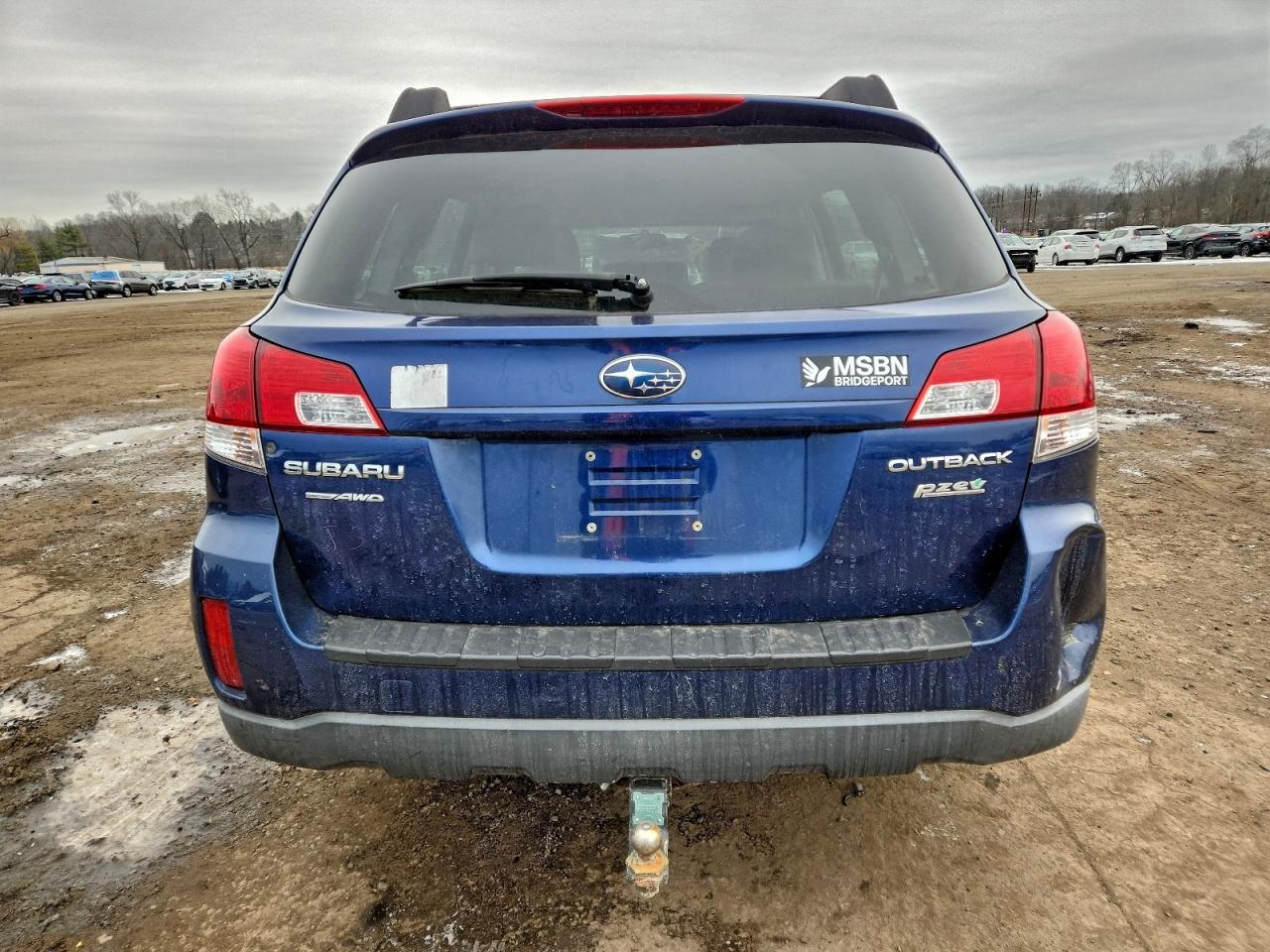 2011 SUBARU OUTBACK 2.5I photo 6