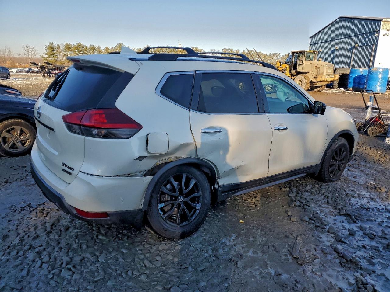 2018 NISSAN ROGUE S photo 3