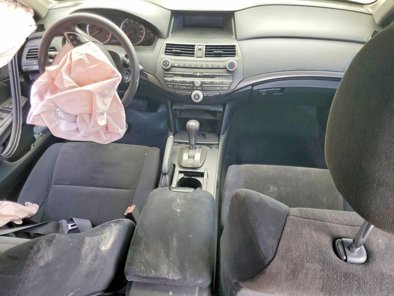 2009 HONDA ACCORD LX photo 8