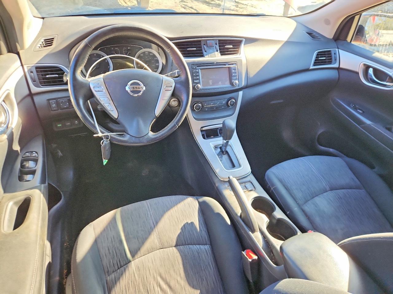 2015 NISSAN SENTRA S photo 8