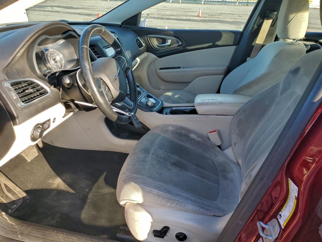 2015 CHRYSLER 200 LIMITED photo 7
