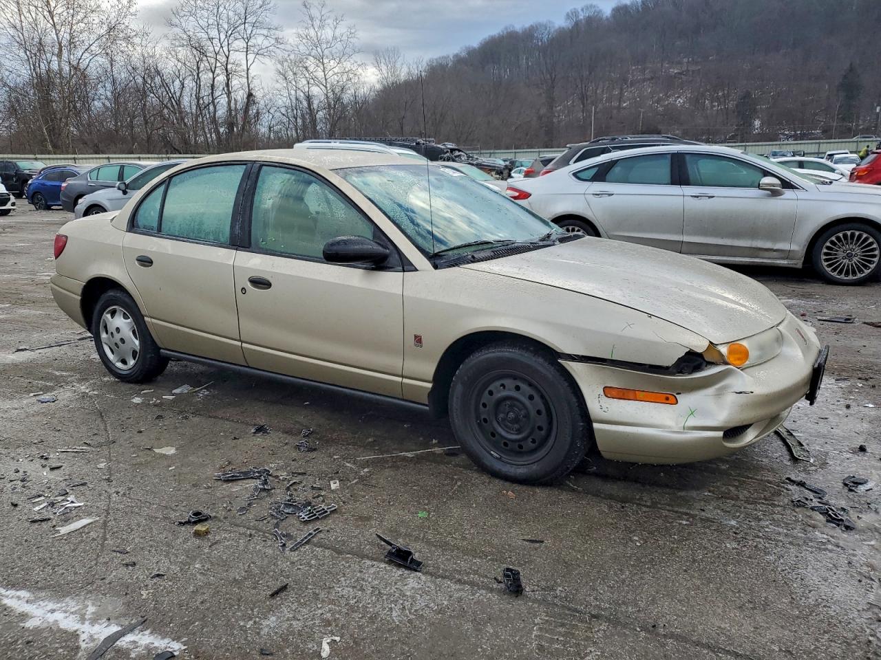 2000 SATURN SL1 photo 4