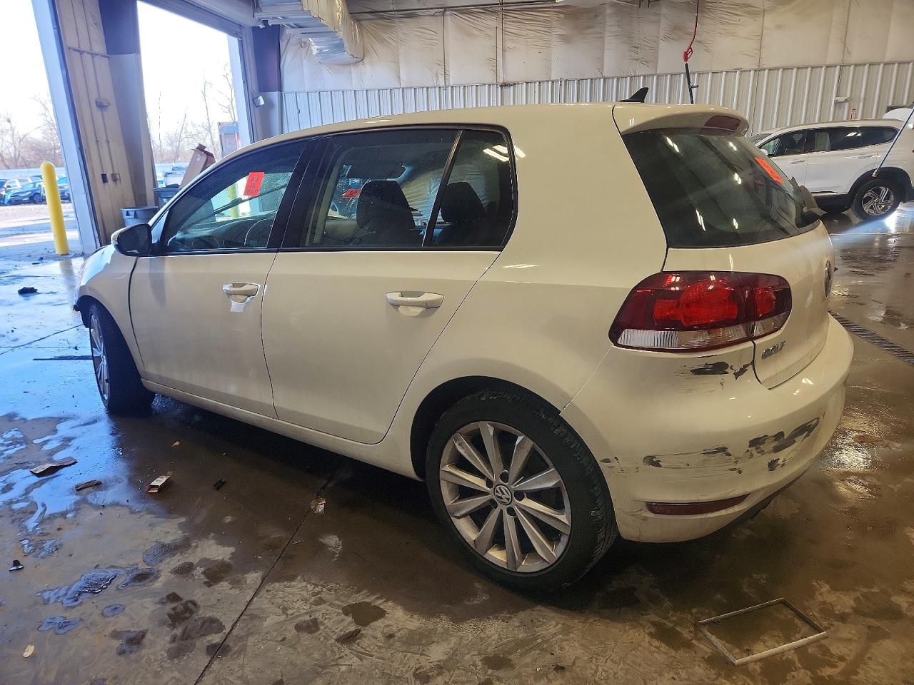 2012 VOLKSWAGEN GOLF photo 2