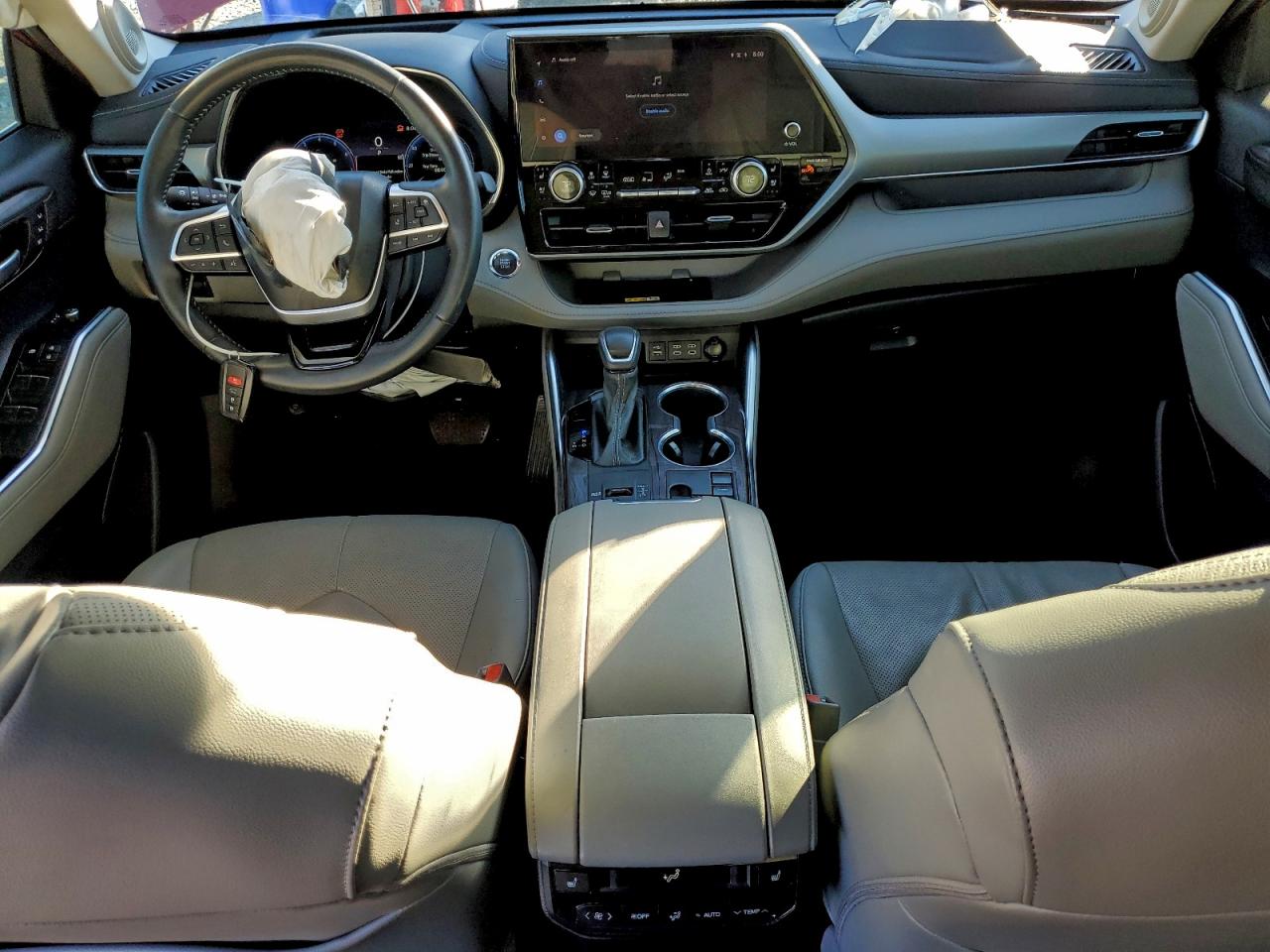 2023 TOYOTA HIGHLANDER L photo 8
