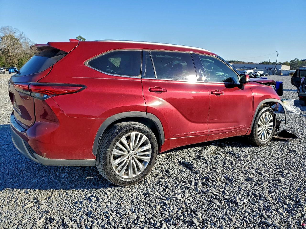 2023 TOYOTA HIGHLANDER L photo 3