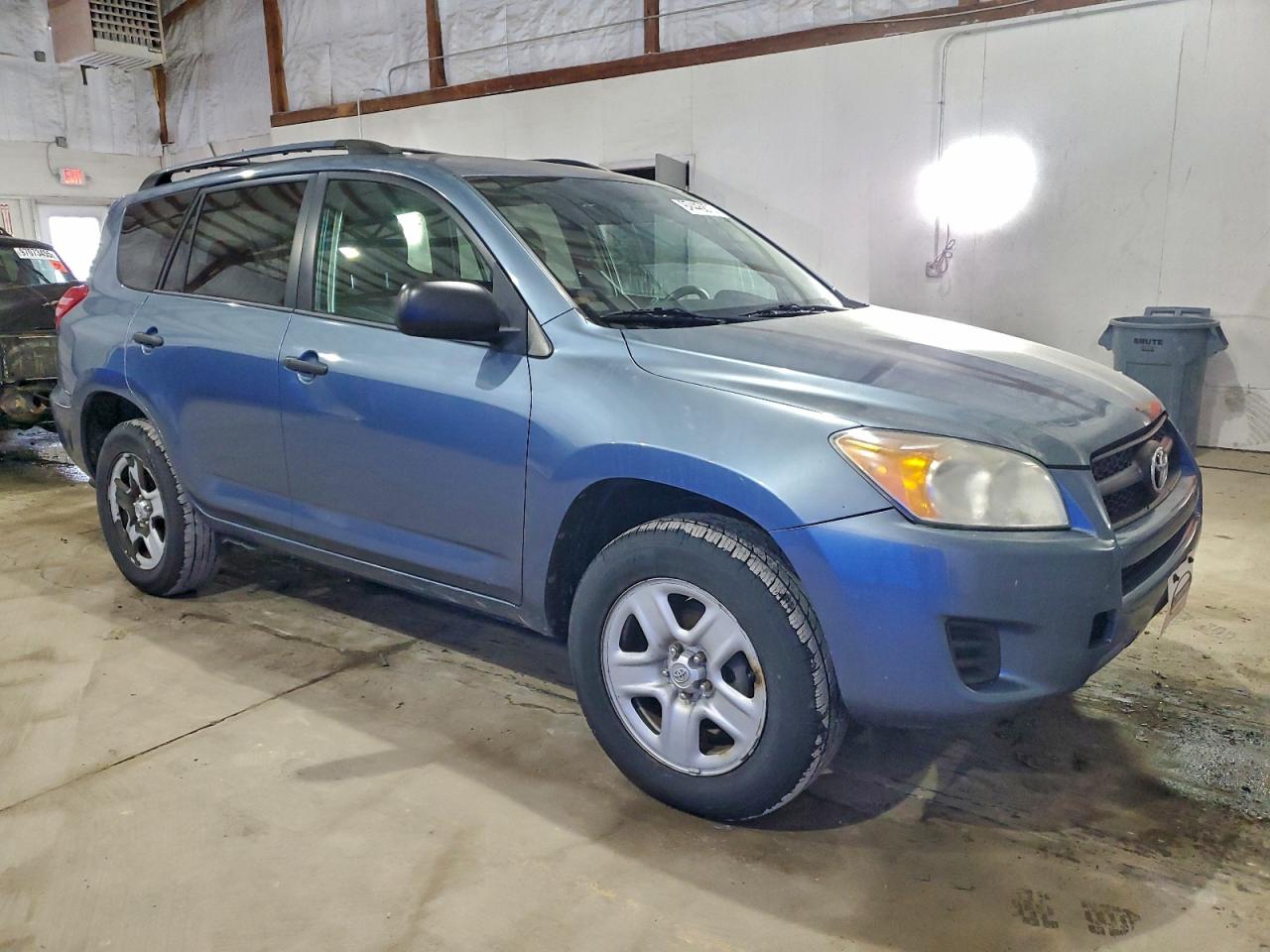 2011 TOYOTA RAV4 photo 4