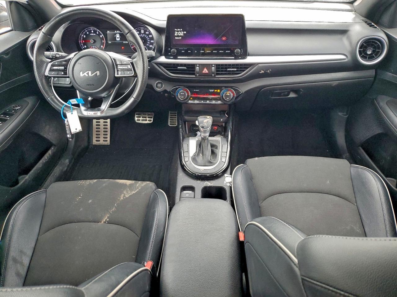 2023 KIA FORTE GT LINE photo 8