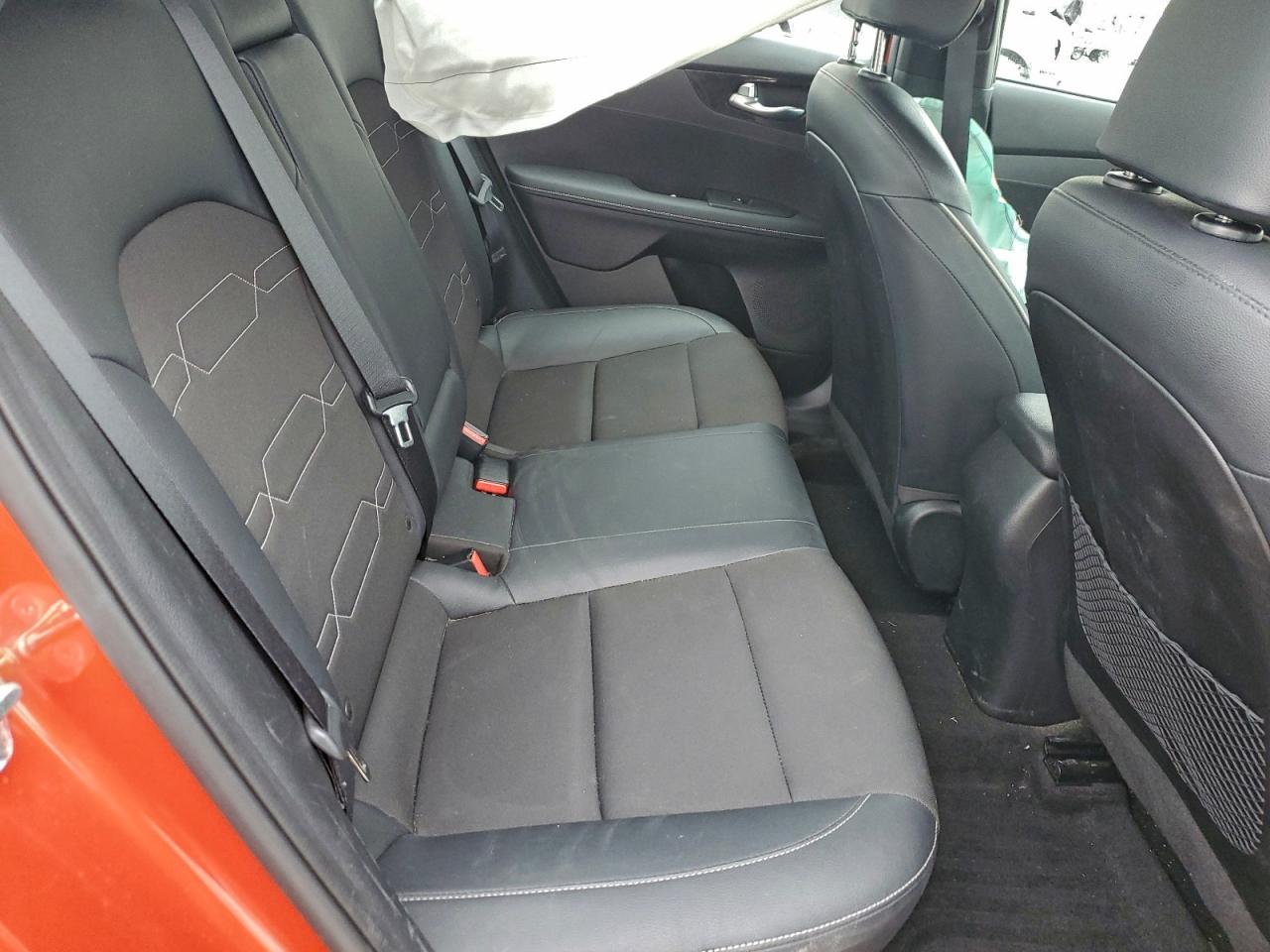 2023 KIA FORTE GT LINE photo 10