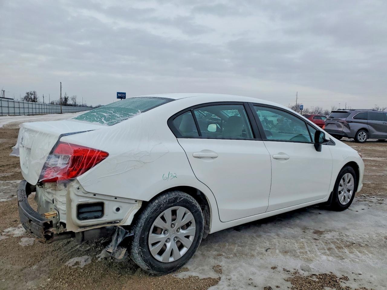 2012 HONDA CIVIC LX photo 3
