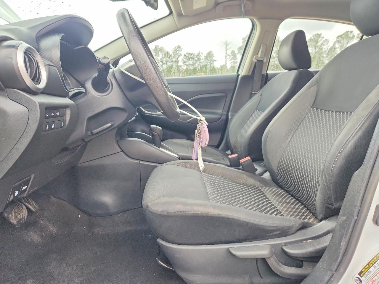 2020 NISSAN VERSA S photo 7