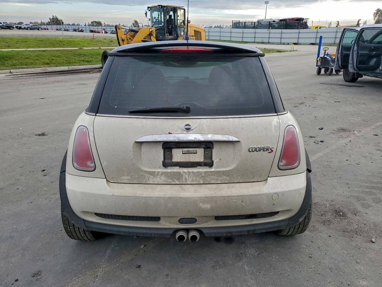 2005 MINI COOPER S photo 6