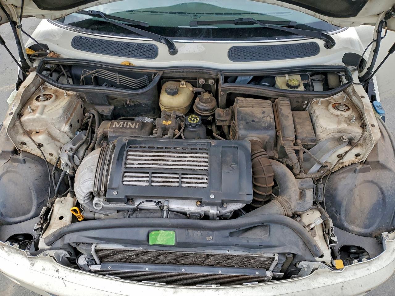 2005 MINI COOPER S photo 11