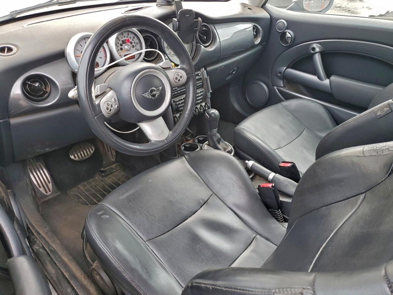 2005 MINI COOPER S photo 8