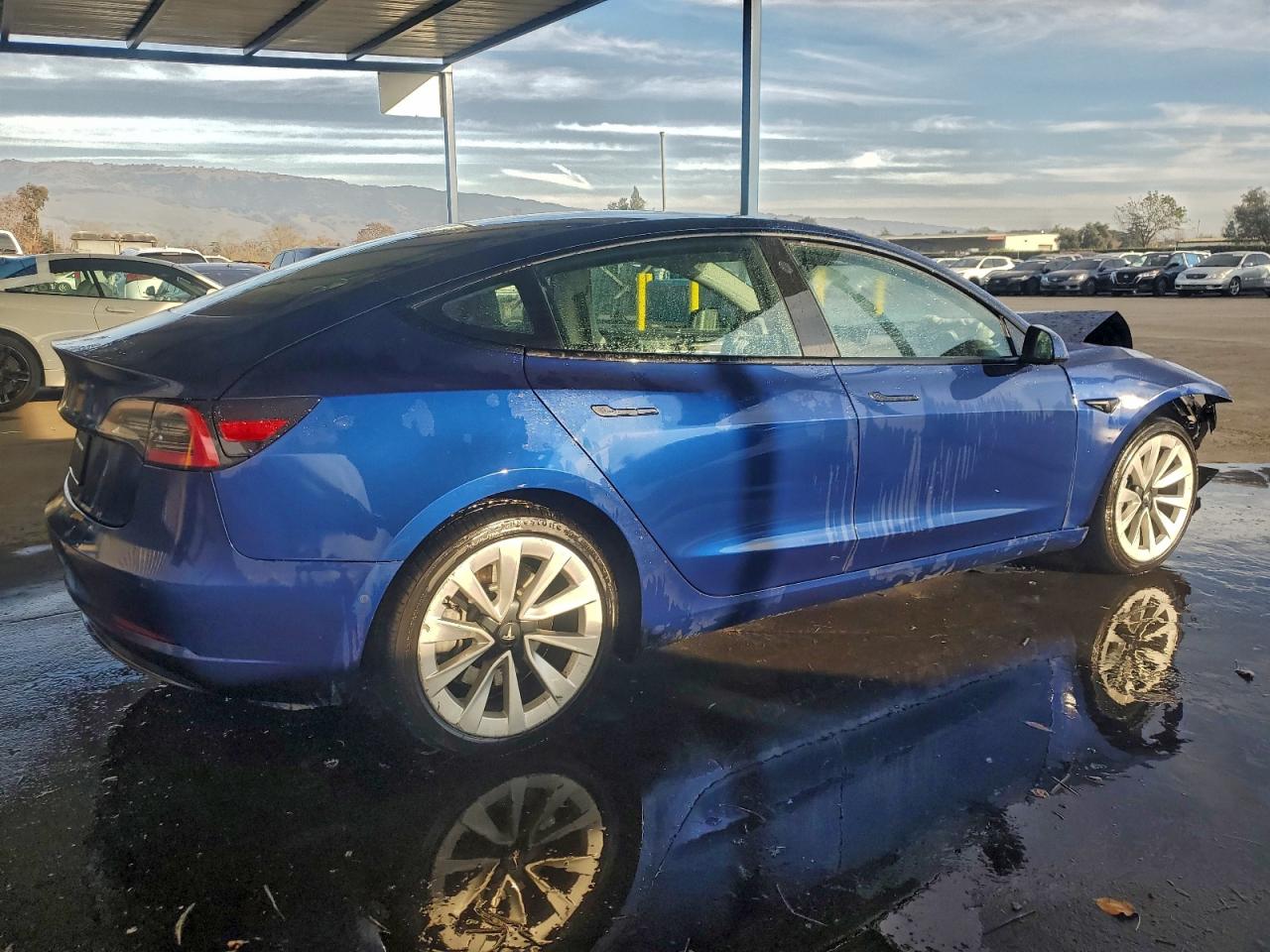 2022 TESLA MODEL 3 photo 3
