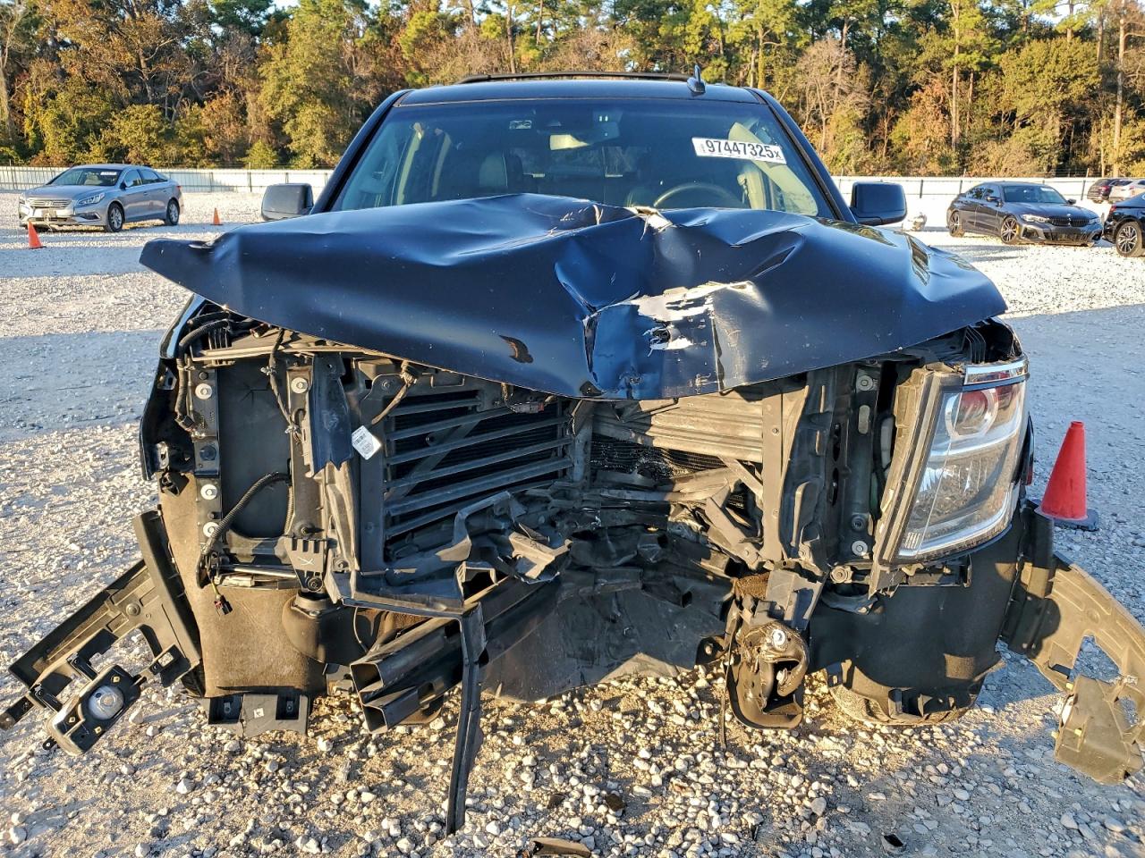 2020 CHEVROLET TAHOE C1500 LT photo 5