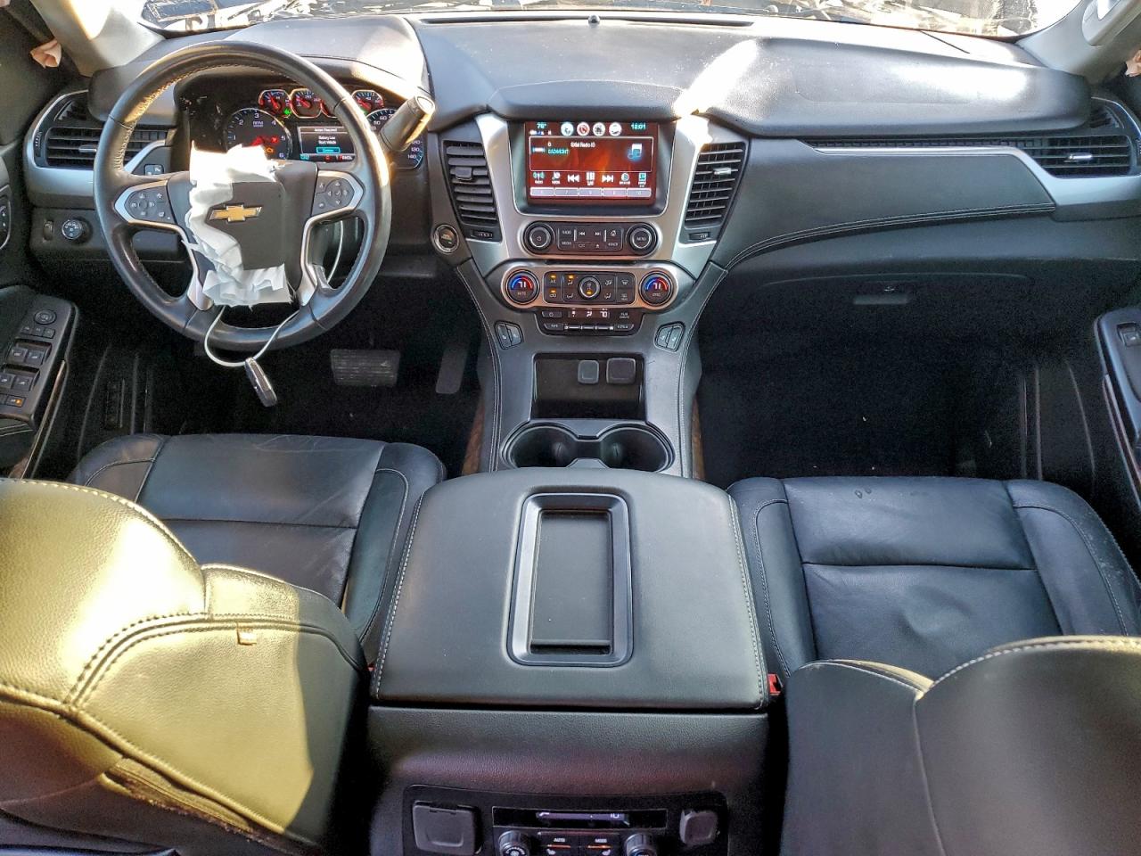 2020 CHEVROLET TAHOE C1500 LT photo 8