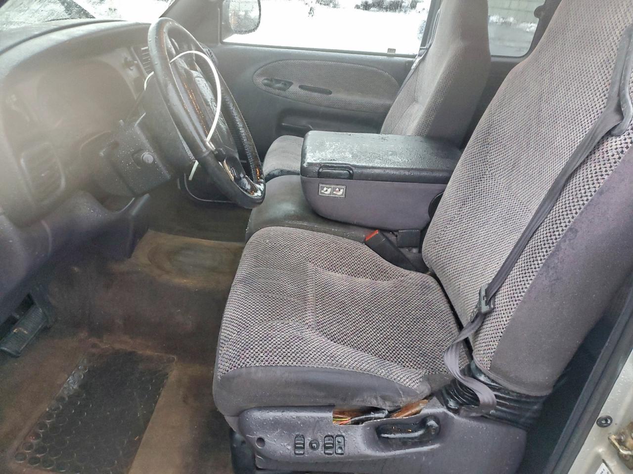 2001 DODGE RAM 1500 photo 7