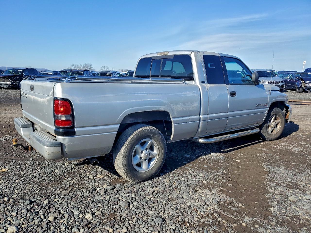 2001 DODGE RAM 1500 photo 3