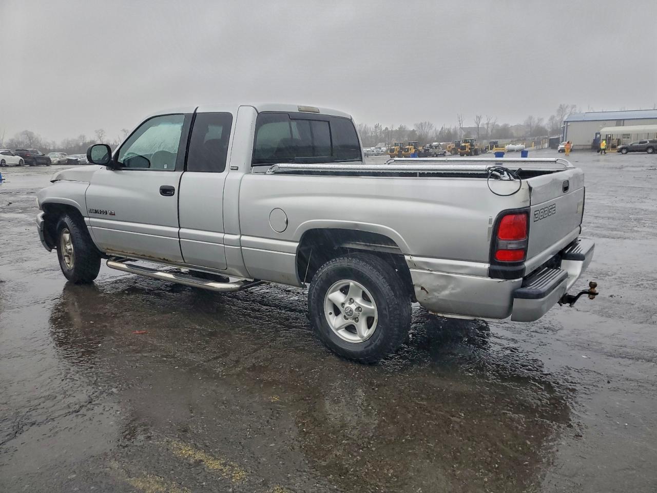 2001 DODGE RAM 1500 photo 2