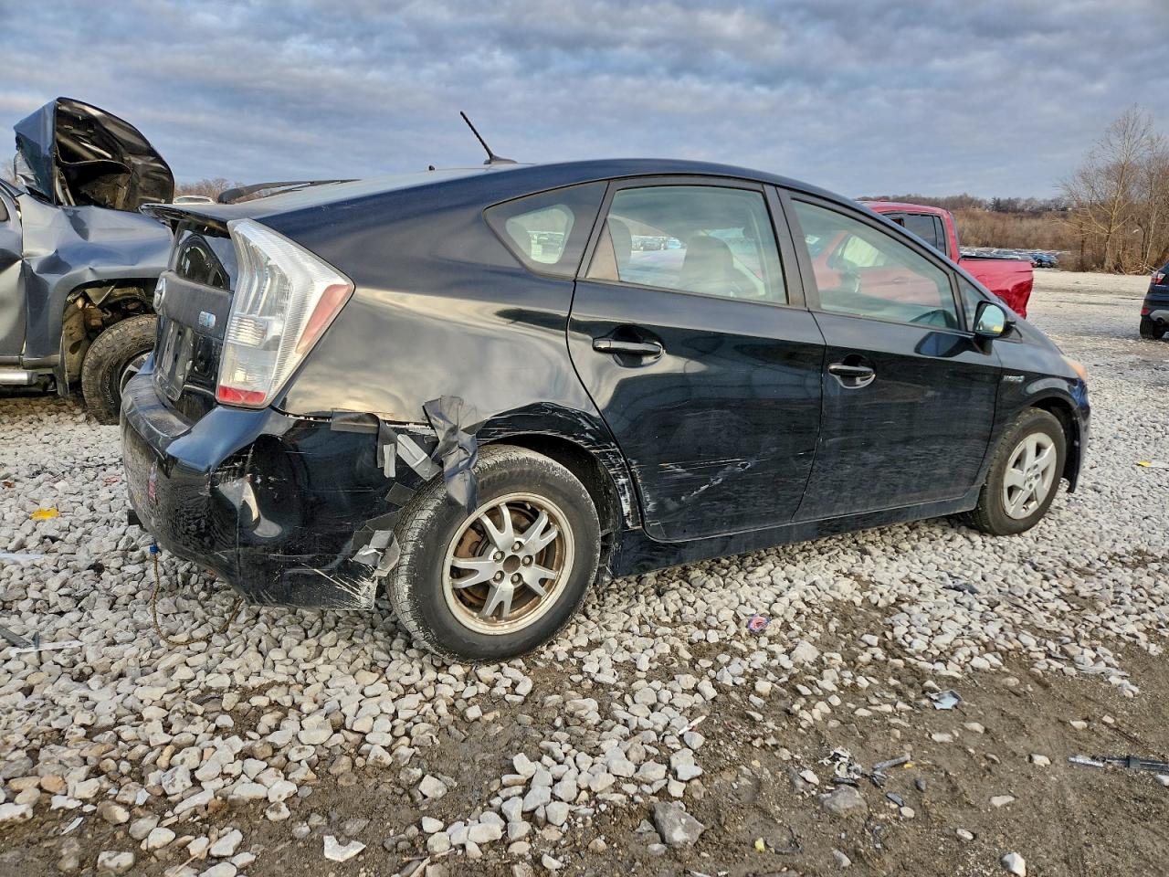 2010 TOYOTA PRIUS photo 3