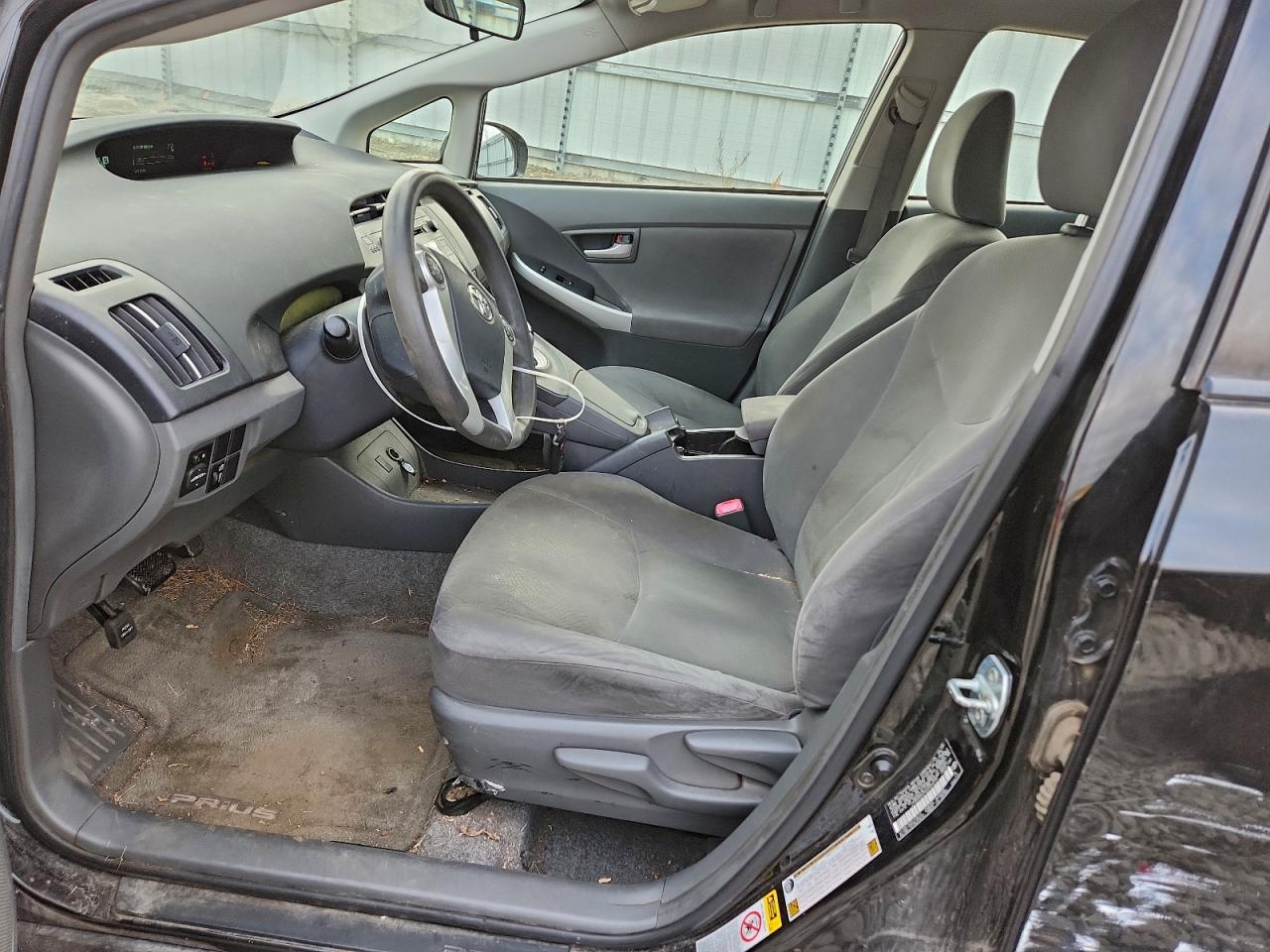 2010 TOYOTA PRIUS photo 7