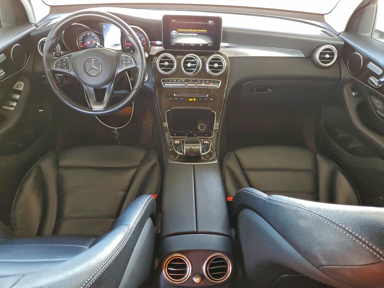2016 MERCEDES-BENZ GLC 300 4MATIC photo 8