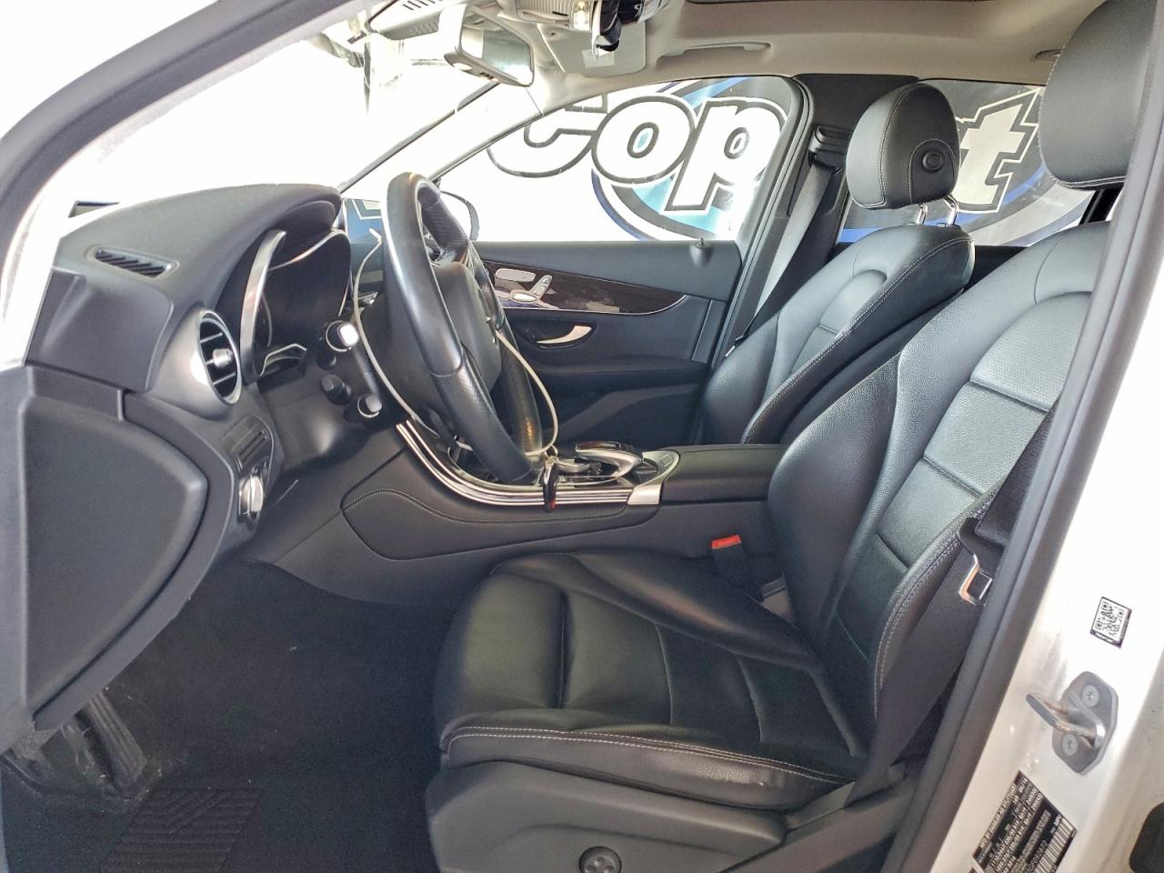 2016 MERCEDES-BENZ GLC 300 4MATIC photo 7