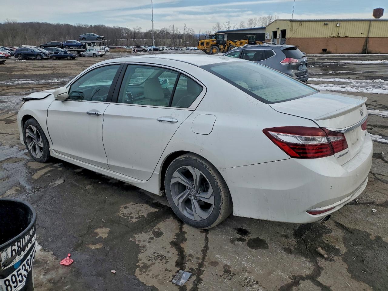 2016 HONDA ACCORD TOURING photo 2