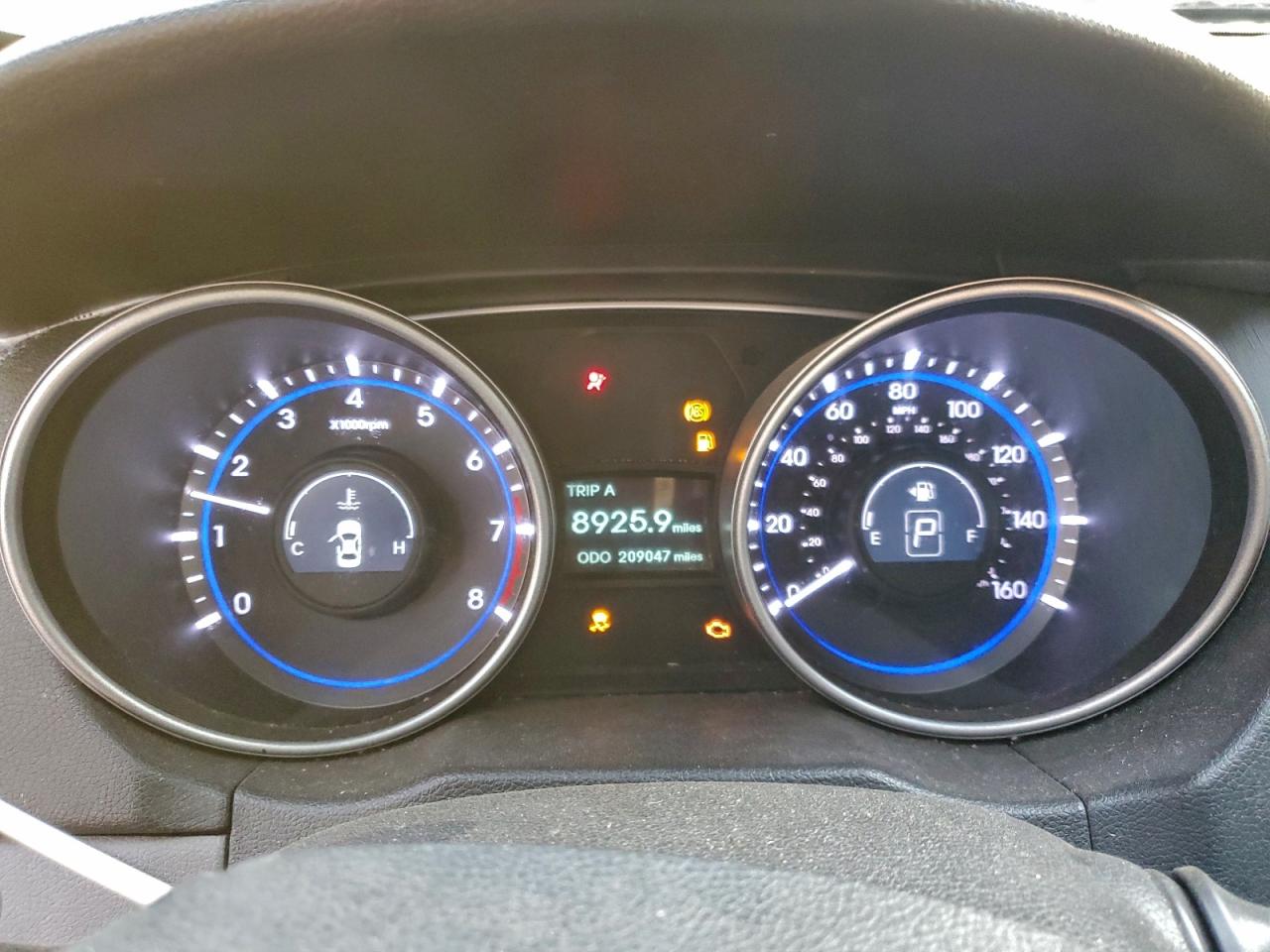 2014 HYUNDAI SONATA GLS photo 25