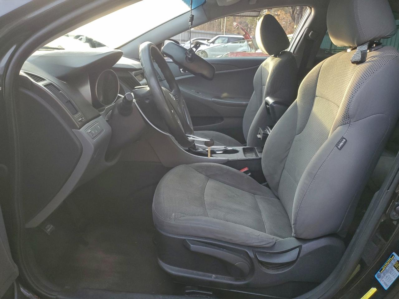2014 HYUNDAI SONATA GLS photo 19