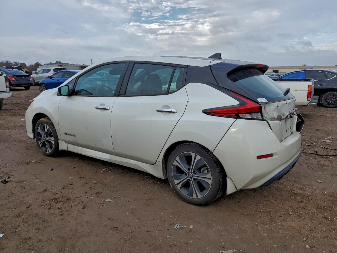 2019 NISSAN LEAF S PLUS photo 2